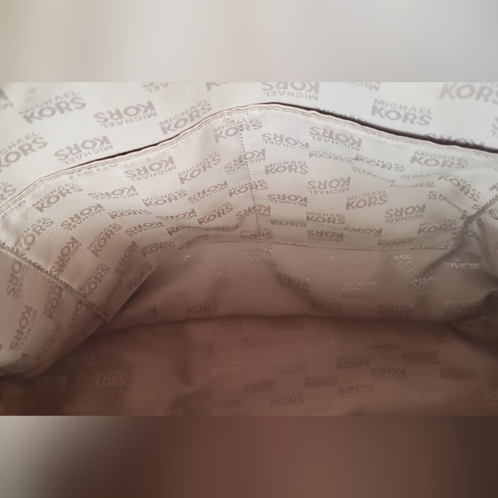 Michael Kors Medium Dome Saffiano Leather Satchel Teal - Picture 11 of 13